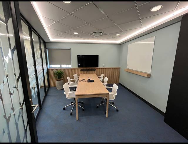 1,753M² OFFICE TO LET IN CENTURY CITY